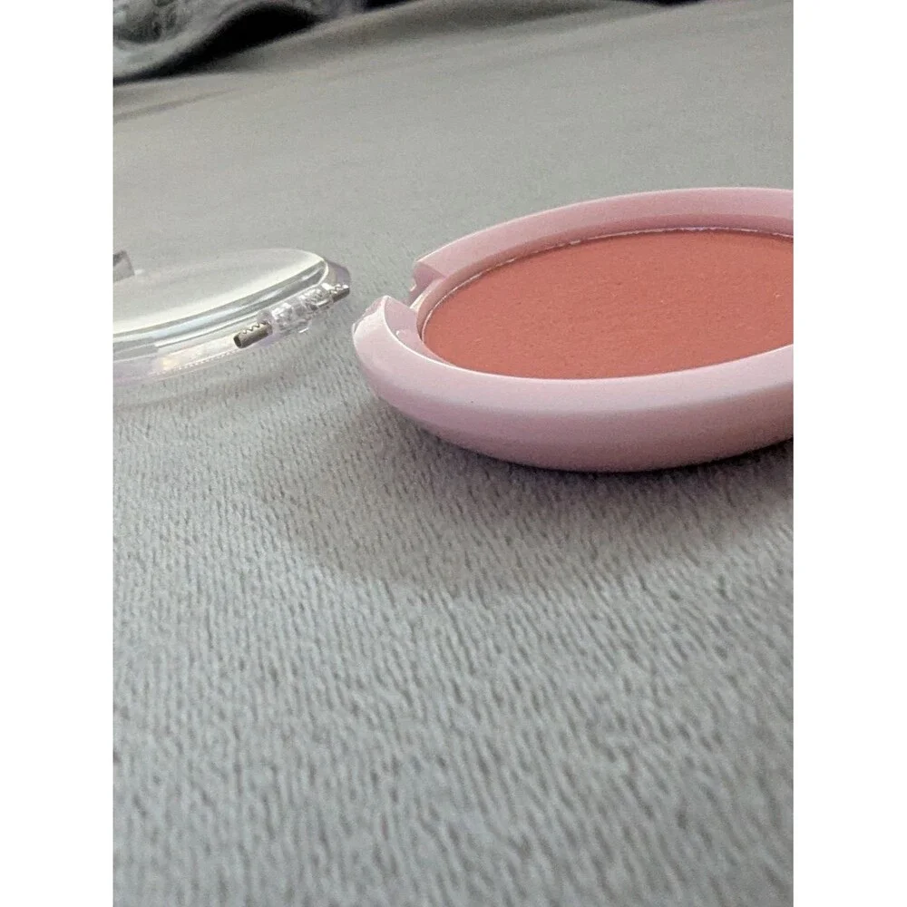 Ace Beaute Blushed Up Blush - Peachy